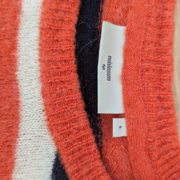 Minimum Kita Sweater - Picture 2 of 3